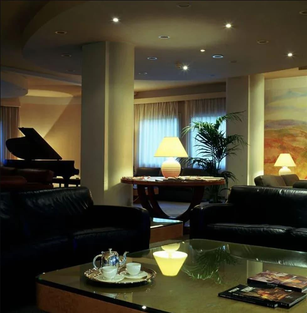 Perugia Park Hotel Екстер'єр фото